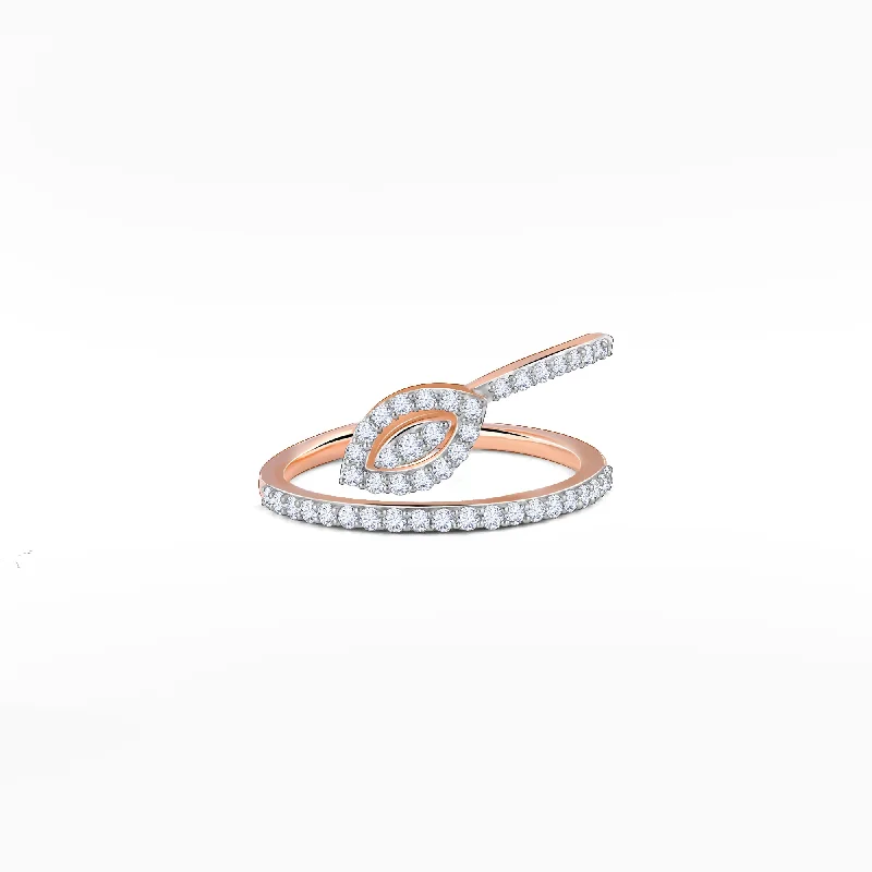 Rose Gold Wavy Bud Diamond Ring