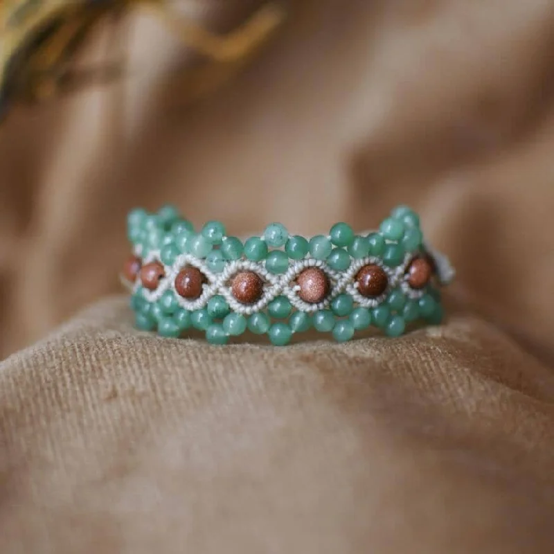 Sweet Pea Macrame Bracelet