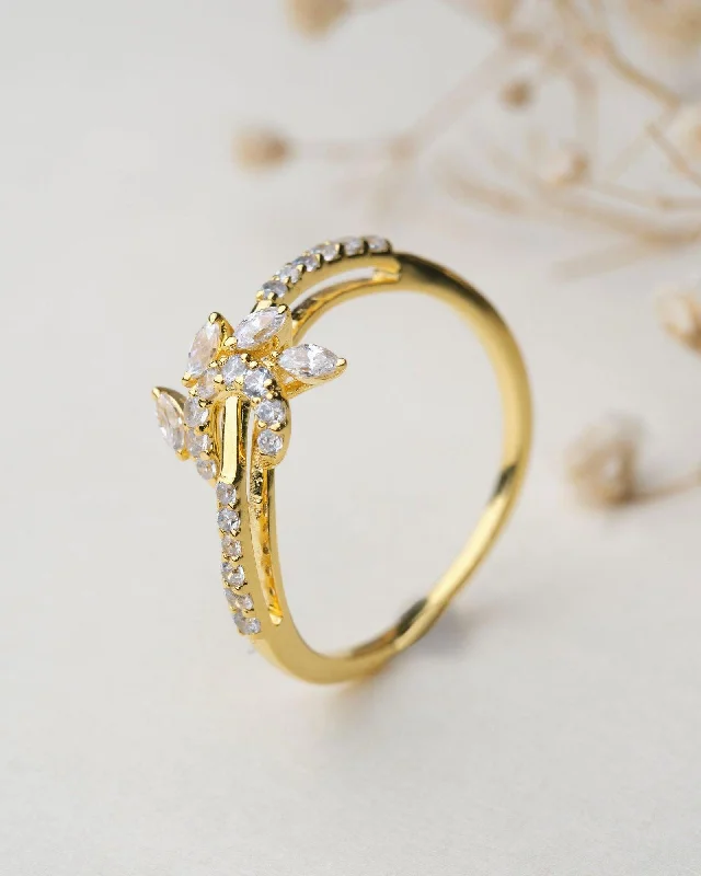 Flyanna 18Kt Gold & Diamond Ring