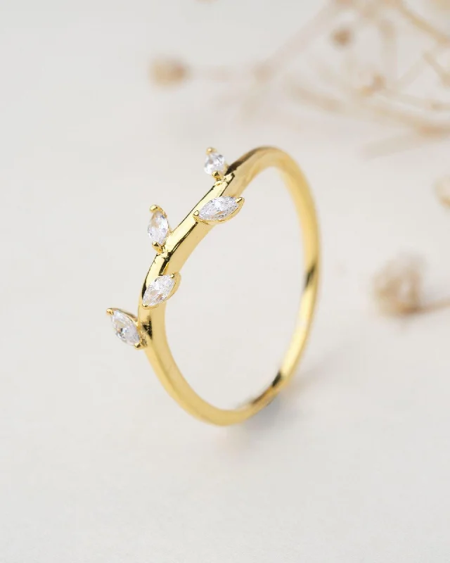 Deviant Twine 18Kt Gold & Diamond Ring