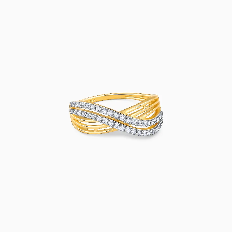 Gold Glorious Wave Diamond Ring