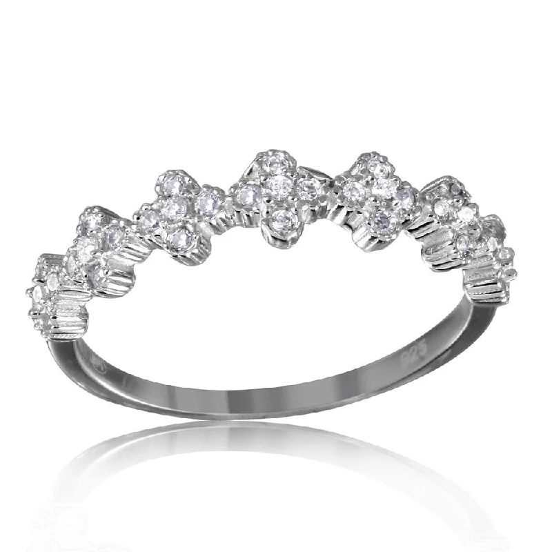 Silver 925 Rhodium Plated Clover Band with Clear CZ Stones - GMR00129W