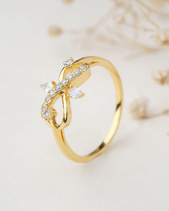 Isabel Miracle 18Kt Gold & Diamond Ring